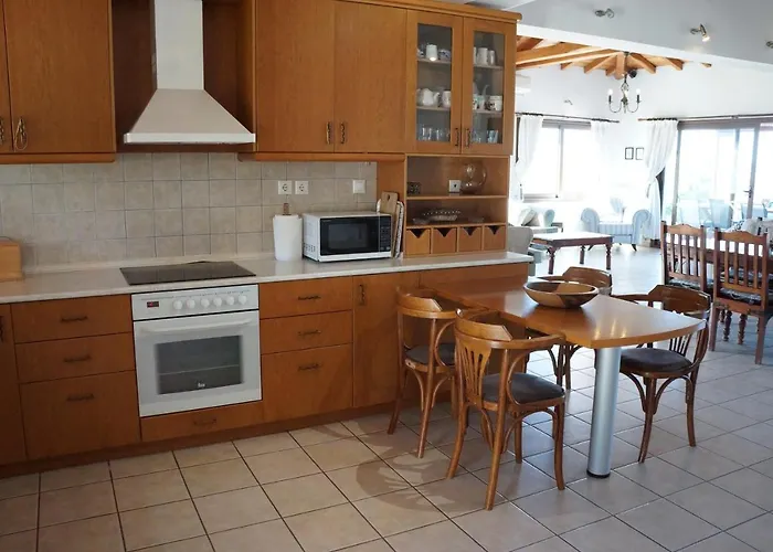 Pefka Kalivia (Skiathos)