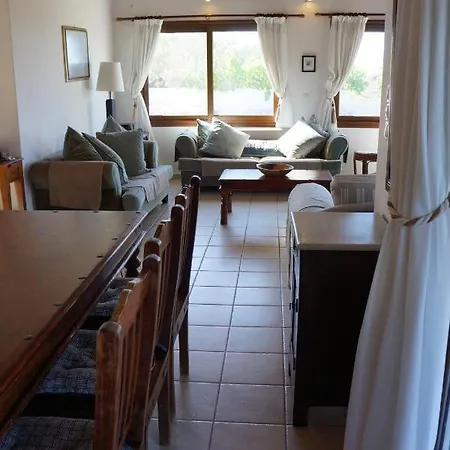 Villa Pefka *