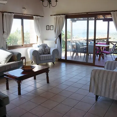 Pefka Kalivia (Skiathos)