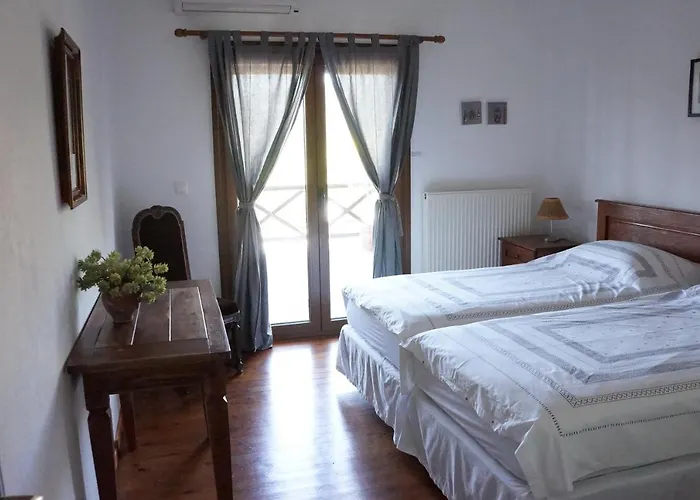 Pefka Kalivia (Skiathos)